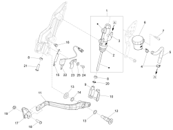 Rear master cylinder